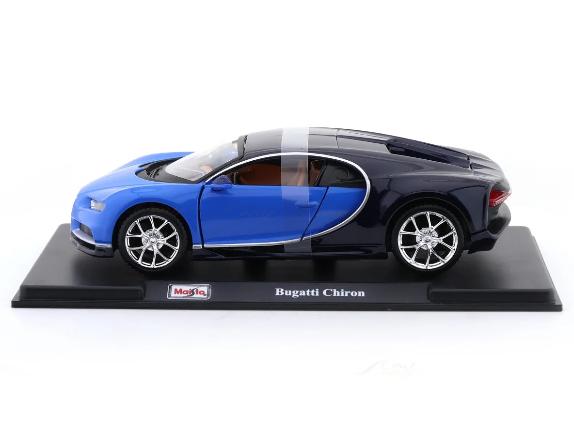 Maisto Bugatti Chiron Blue 1:24 Diecast Model Car with Acrylic Case