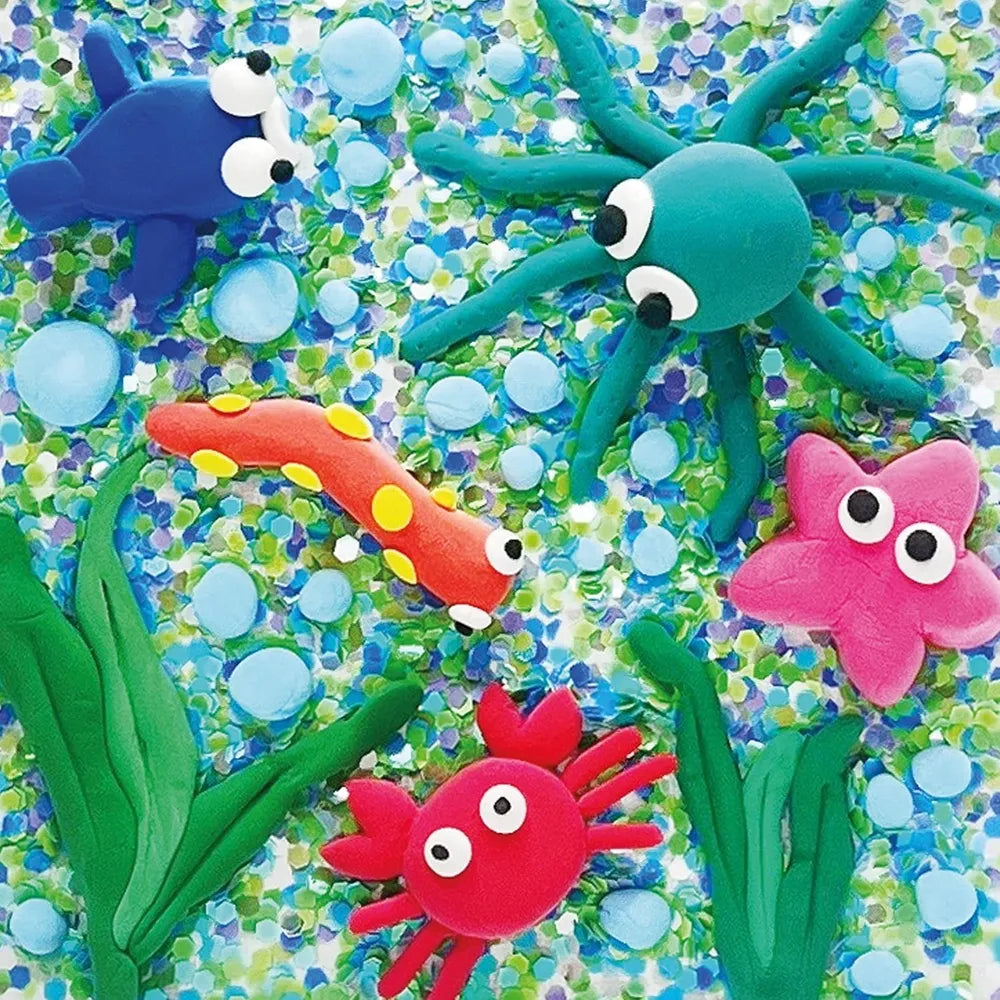 Crayola Creations Model Magic Wall Sculptures for 8+ Years, DIY Art and Craft Kit