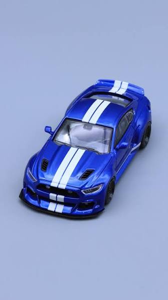 Liberty 1:64 Ford Mustang Sixth Generation Clinched Widebody Diecast Model Car