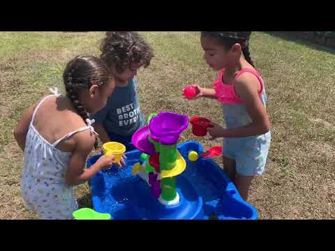 Step2 Rise & Fall Water & Ball Table | Kids Outdoor Water Table