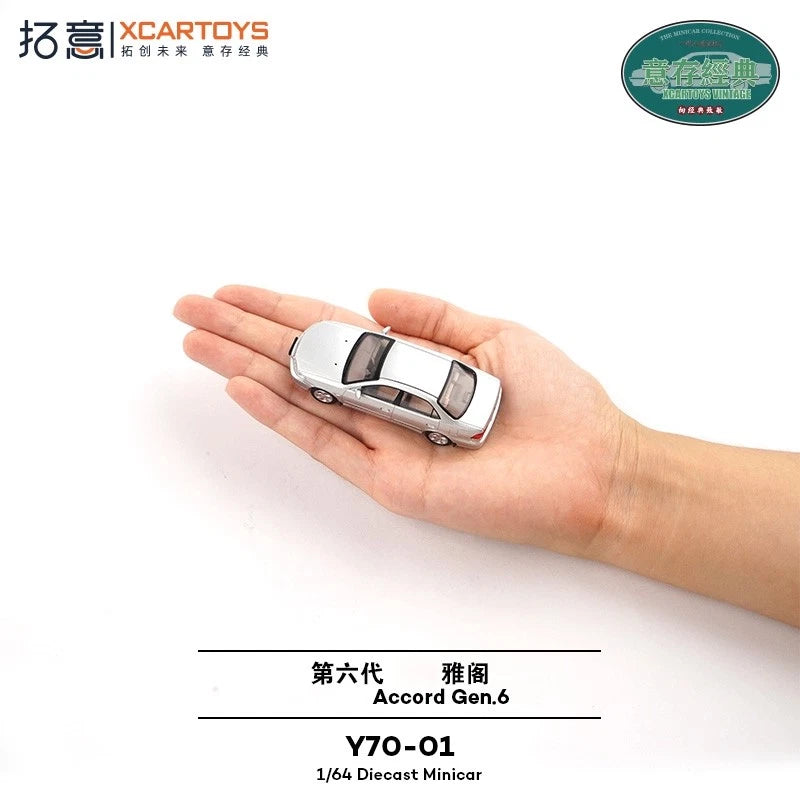1:64 Xcartoys Gen.6 Honda Accord Silver Diecast Model Car Y70-01