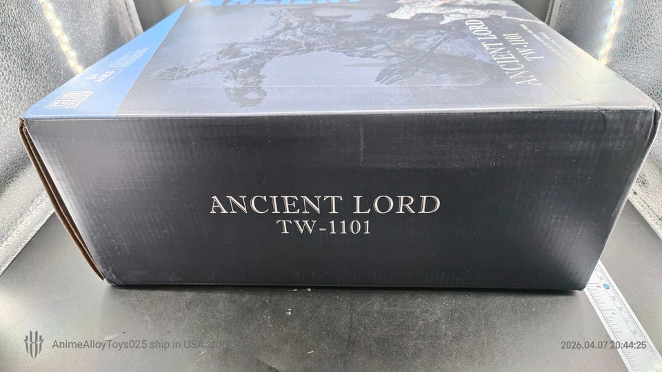 Baiwei TW-1101 Ancient Lord 33 cm Transforming Robot Figure with 17 cm Blue OP Collectible