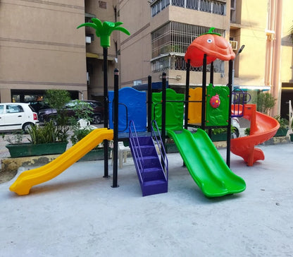 Tomato Play Yard