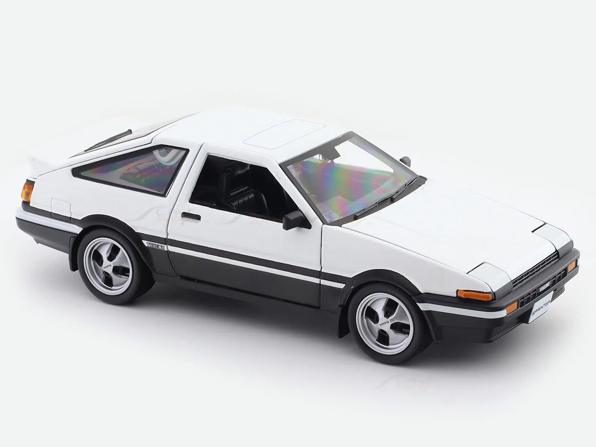 1:24 Toyota Sprinter Trueno AE86 White
