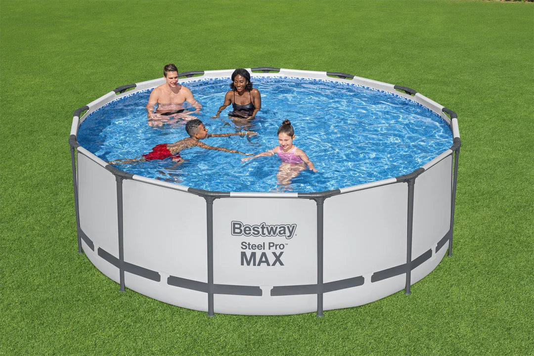 BESTWAY STEEL PRO MAX™ 13' X 48"/3.96M X 1.22M POOL SET