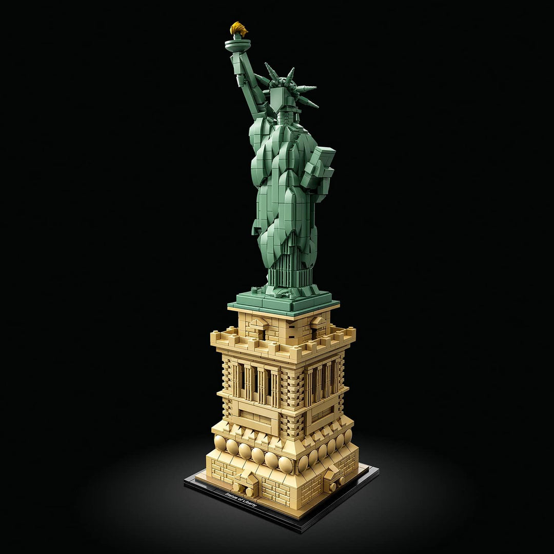 LEGO Architecture Statue of Liberty 21042 Construction Toy forAdults,(1685 Pieces)